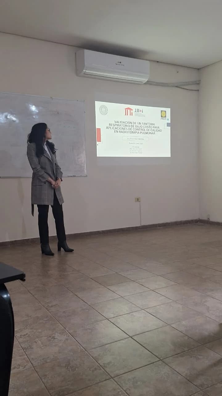 Флоренсия выступает